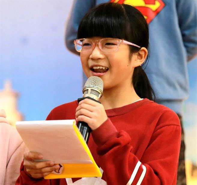 澎湖县马公市文光国民小学洪英珊，心灵飨宴谱出生命乐章。((图/教育部国教署提供)