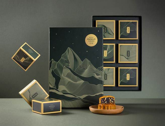 台北大直英迪格酒店中秋礼盒标榜从「邻里文化」的品牌精神出发，以台北建城的石材发源地「金面山」与基隆河包装设计灵感。（图／大直英迪格酒店提供）