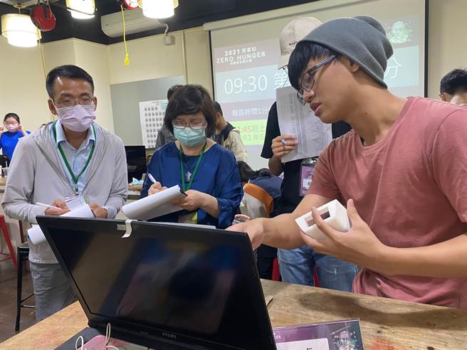 黑客松技職盃分區賽入選團隊，樹德科大「食几」。（圖/樹德科大提供）