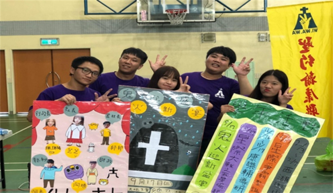 聖約翰科大鼓勵所有畢業同學，人生是自己的，要活出精彩人生。（圖/聖約翰科大提供）