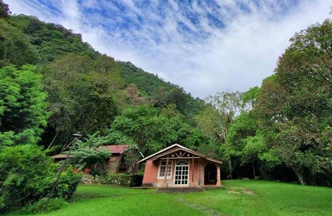 惠荪林场是中兴大学所属四个实验林场中最具规模的林场，使园区仍保持完好之自然景观。（翻摄惠荪林场网站）