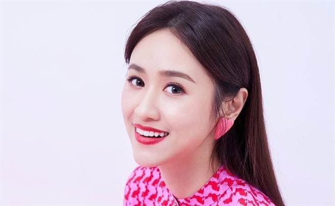 吳姍儒主持《小明星大跟班》獲得第51屆金鐘獎綜藝節目主持人獎。