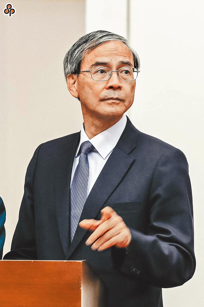 谈起彰银案，现任政务次长阮清华被誉为「沉稳专业棋士」。图／本报资料照片