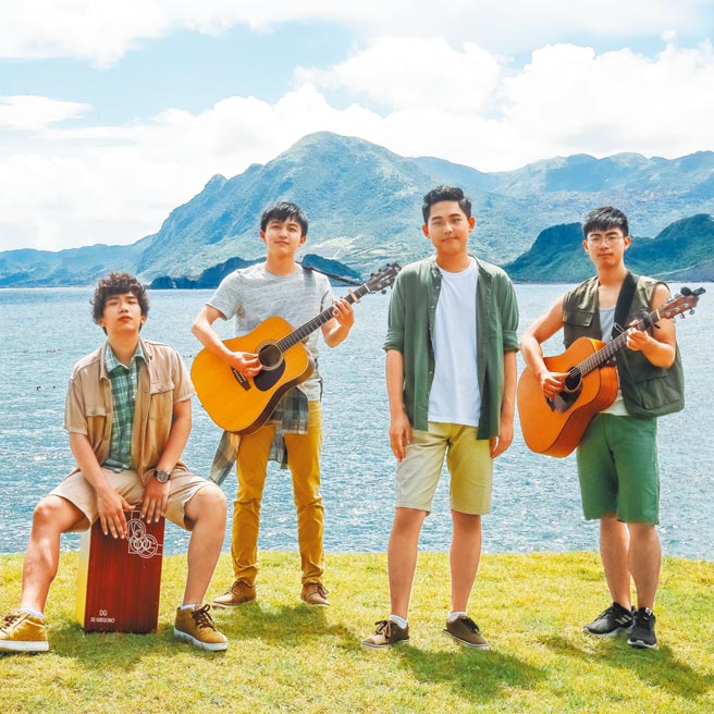 理想混蛋一聽到入圍本屆金曲新人，忍不住尖叫。（好混蛋音樂有限公司提供）