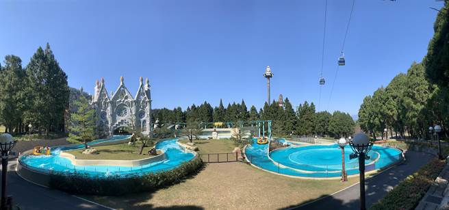 游乐区微解封，九族文化村13日重新开张迎宾。（廖志晃摄）