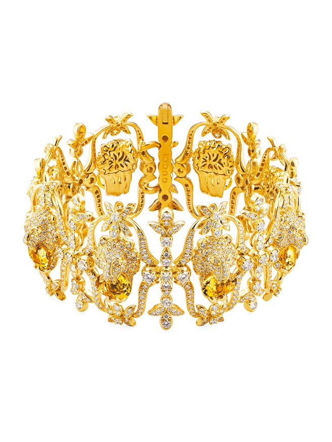 GUCCI狮头黄金镶钻手炼，流露狮子的尊贵霸气，展现非凡气势。（GUCCI提供）