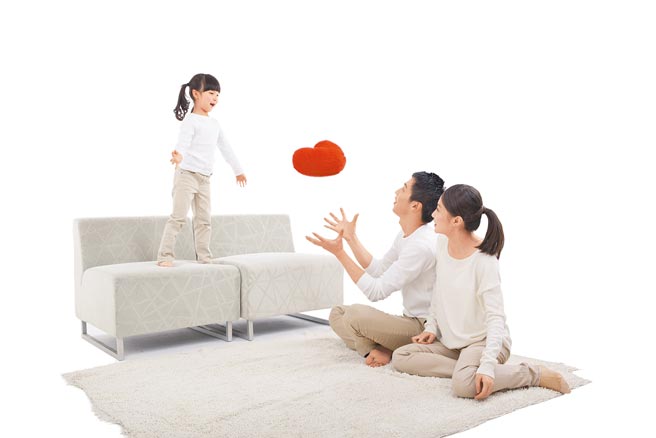 夏季居家防疫，空調搭配電扇是涼夏必備，節能省錢好家電。（CFP）