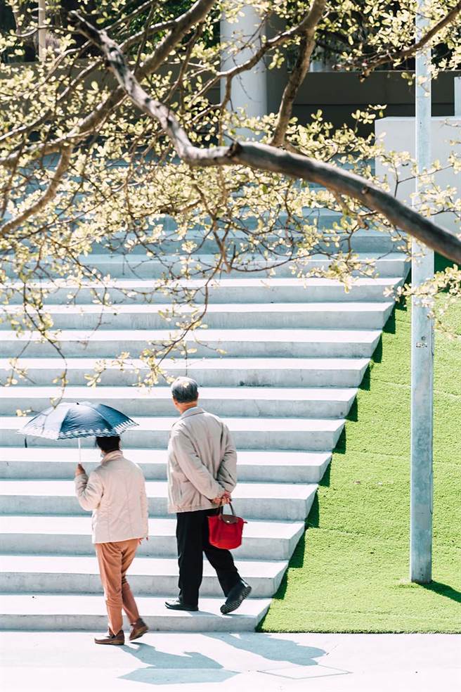 宜居城市至少要让市民满足好环境、好生活及好幸福的需求，在各项主客观指标上，更要让市民有良好的感受。（摄影/陈建豪）