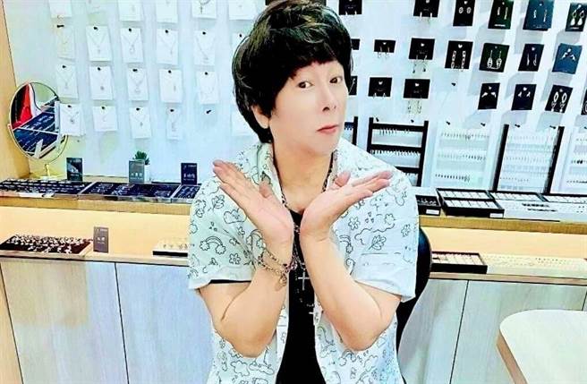 曹西平因为疫情缘故，演艺工作暂时喊卡。（图／曹西平的粉丝爱团脸书）