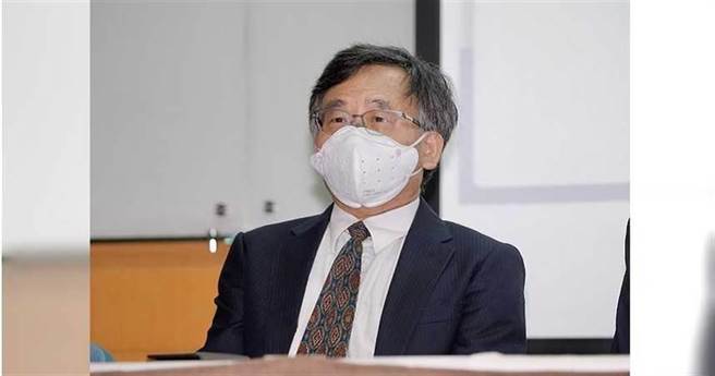 台大公卫学院教授陈秀熙表示，国内过去几周疫情受到控制，在维持社交距离和戴口罩的前提下，可适度放松。（资料照／黄耀徵摄）