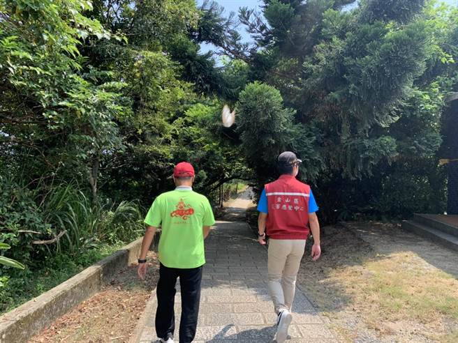 狮头山公园步道13日起开放。（金山区公所提供）