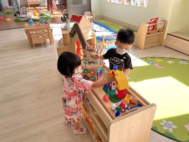 多元豐富的活動空間，讓孩子透過感官知覺、在自然生活中探索學習。（圖片提供/財團法人臺南市繻愛希望教育關懷協會）