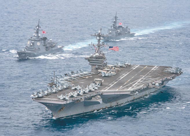 日本2021年版《防卫白皮书》首度将台湾安全议题单项列出，高度关注台海安全。（美联社）