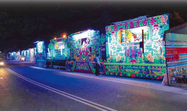 张鸿仁在脸书发文，卫福部长陈时中都松口清零不是目标，但是内政部还不准「酬神戏」，这个政策就奇怪了。(资料照 钟武达摄)