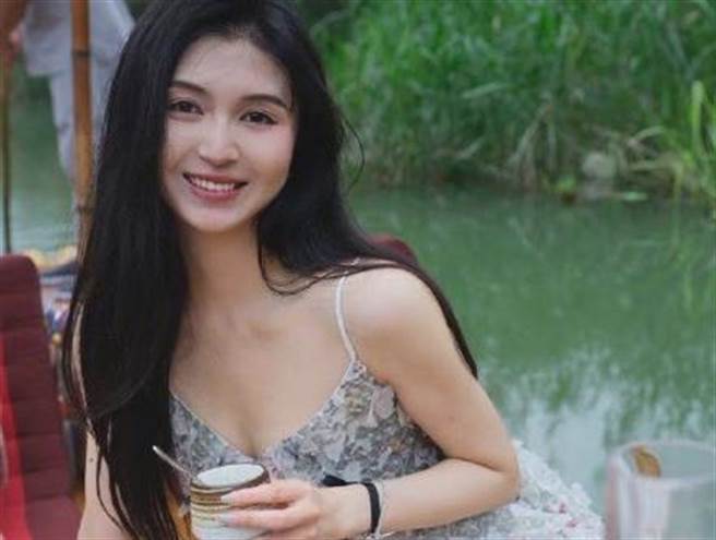 小冉性格開朗，十分受到歡迎。（圖/翻攝自微博）