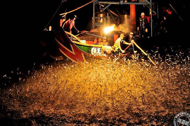 蹦火仔作业令人震撼(图／新北市政府提供) 