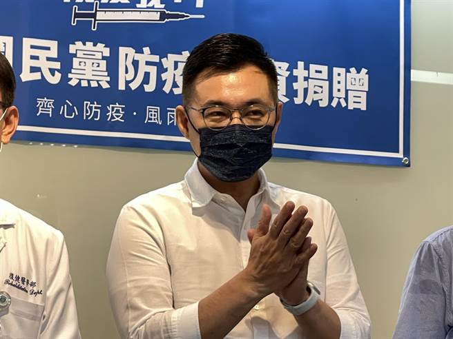 国民党主席江启臣今（15日）说，党内的民主，他态度没有改变，照制度、依规定，有争议、疑虑就请主管机关内政部说明。（叶书宏摄）