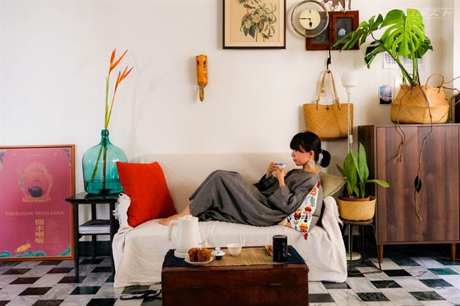 宅在家也能度假！增添儀式感來場在家旅行練習簿。(圖/行遍天下提供)