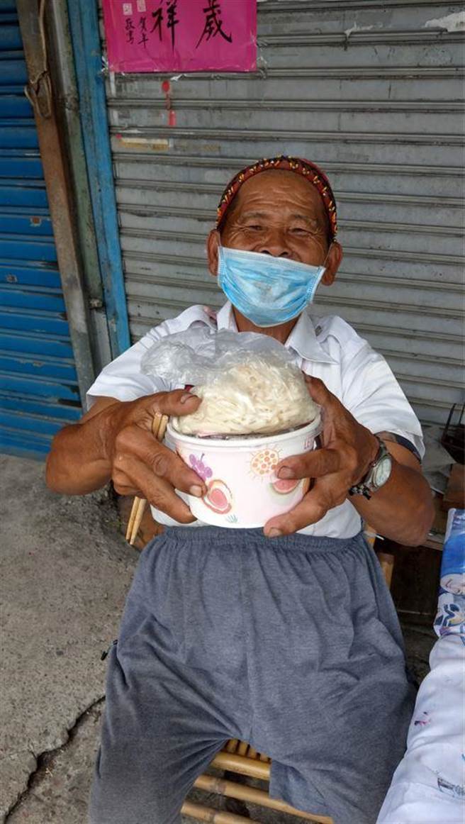 在这波疫情下产生了不同的社会问题与新的服务议题需要解决。（联合劝募提供／林良齐台北传真）