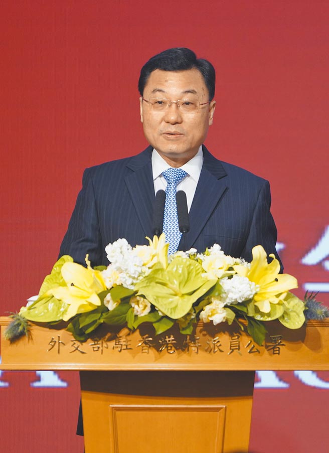 美国副国务卿雪蔓最快将于下周访问中国，在天津与分管对美事务的中国外交部副部长谢锋（见图）对谈，就美中关系下一步交换意见。（中新社）