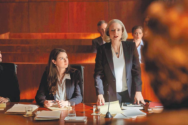 《失控的审判》和《黑寡妇》都在昨日上映。（Catchplay提供）