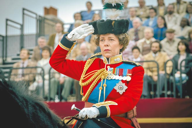 奥莉薇亚柯尔曼以伊莉莎白女王一角再度入围艾美奖。（美联社）