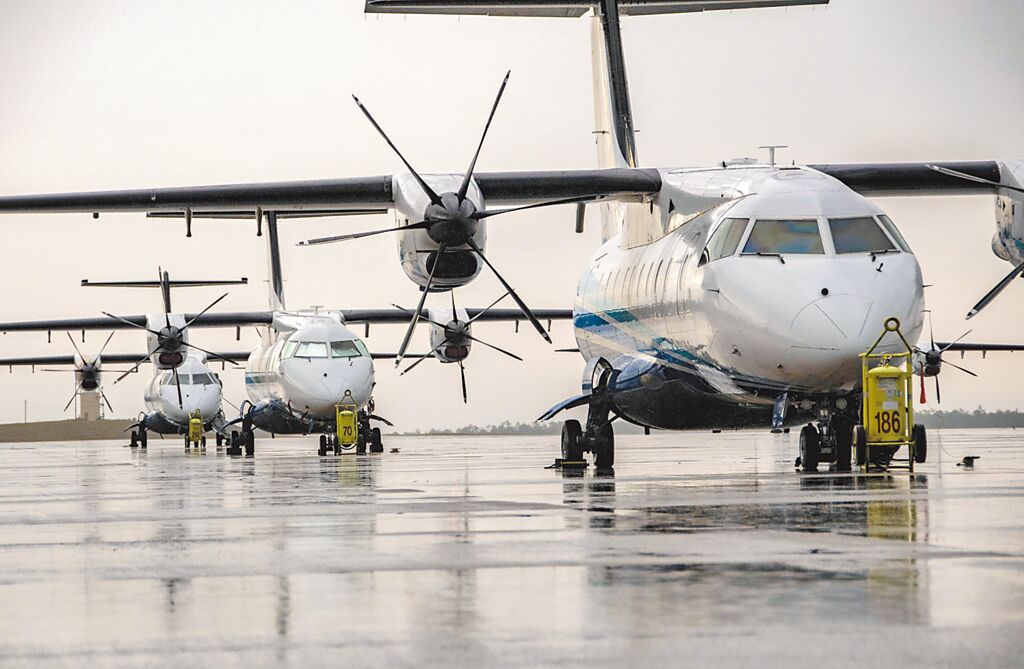 美軍機閃降松山遞送外交郵件同上次議員訪台我空軍未提供地勤協助 政治要聞 中國時報