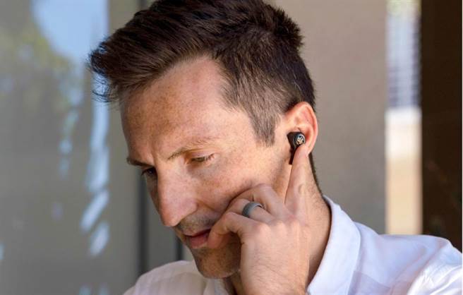 麦克风的频率范围和灵敏度决定语音拾音器的质量。（图／耳机人提供）