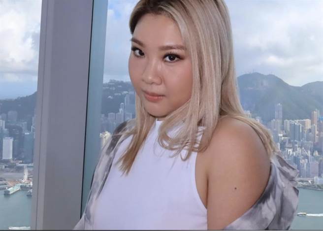 郑欣宜是香港艺人「肥肥」沈殿霞和「香帅」郑少秋的女儿。（图/翻摄自郑欣宜IG）