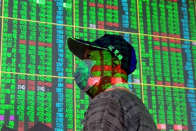 晶圆双雄遭外资大提款。(图/中时资料照)