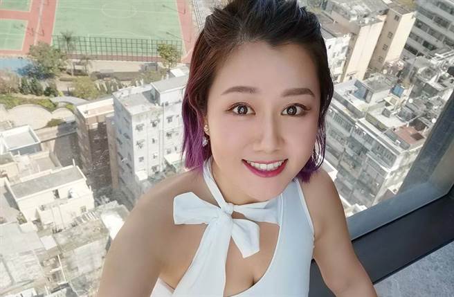 香港女星白云。(图/ 摘自白云Snowy Bai脸书)