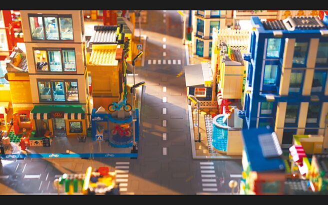 樂高即日起至8月15日，推出「樂高市民連線，樂在砌中」線上版暑期活動。（樂高提供）