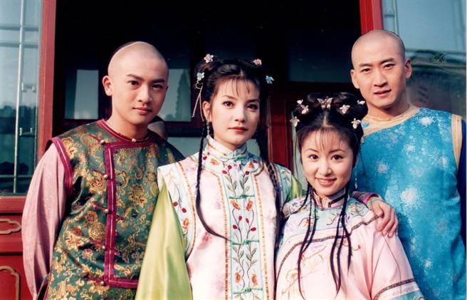 赵薇、林心如因为演出《还珠格格》双双爆红。(本报系资料照)