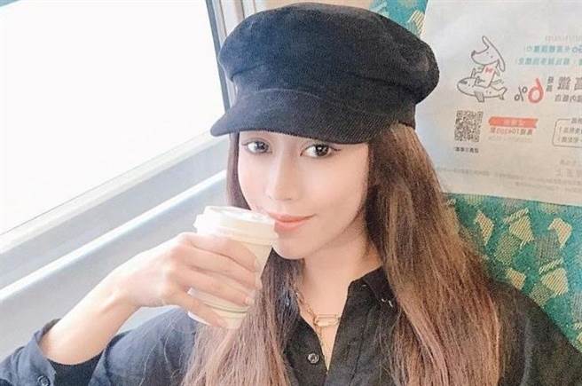 艺人黄露瑶拥有甜美的外型。（图/黄露瑶 IG)