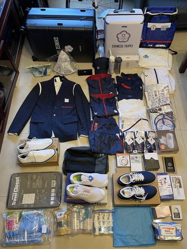 本届东奥中华代表团行李开箱。(长庚运动医学团队提供) 