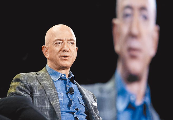 亚马逊创办人贝佐斯的太空事业「蓝色起源」，主打次轨道太空旅行。