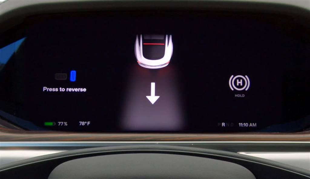 AI 智慧換檔非特斯拉 Model S 專屬，馬斯克：未來有買 FSD 的車都會配這功能