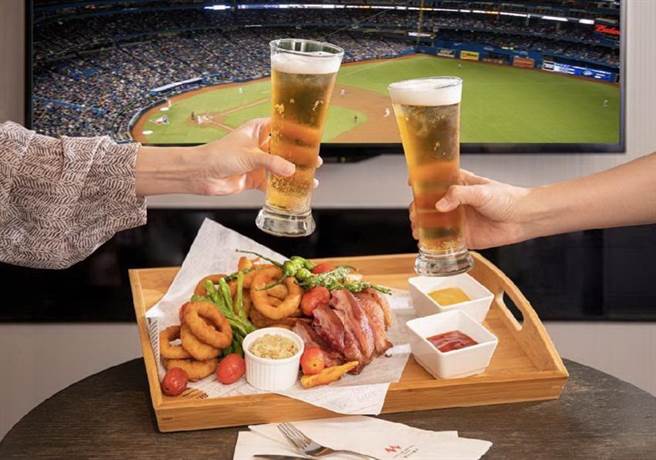 不出国也能感受东奥热闹氛围， 台北凯达大饭店推住房专案一泊二食。（台北凯达大饭店提供）