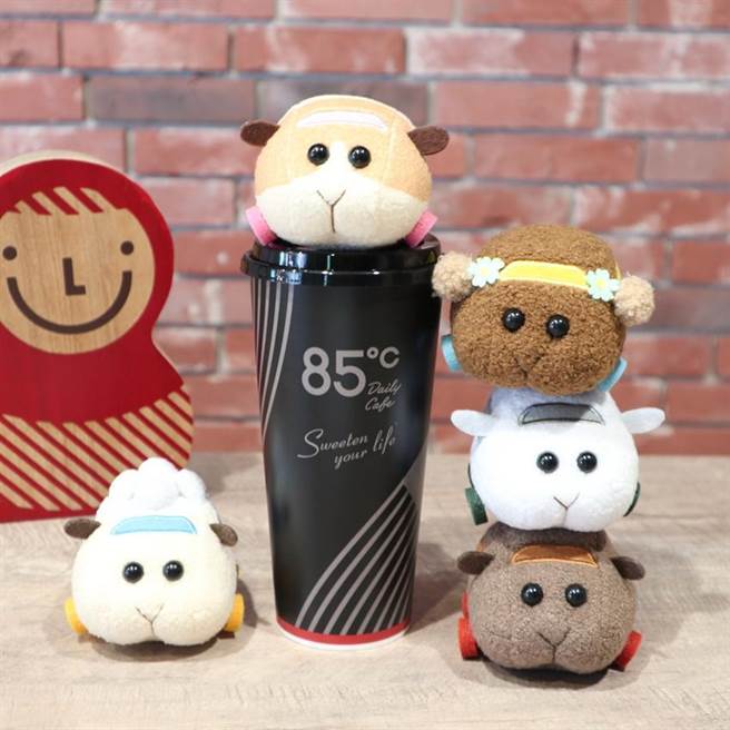 （85度C3D立体冰箱贴将自7月22日起限量开卖。图／85度C提供）
