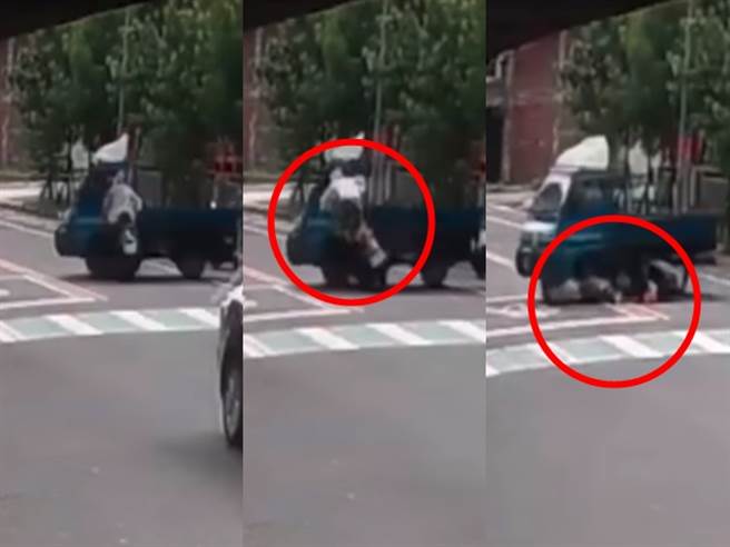 1辆货车在违规迴转时遭后方机车撞上，机车骑士当场倒地昏迷，而诡异的是，货车司机第一时间并未下车察看，而是将车前后移动2次。（翻摄自脸书「爆料公社公开版」）