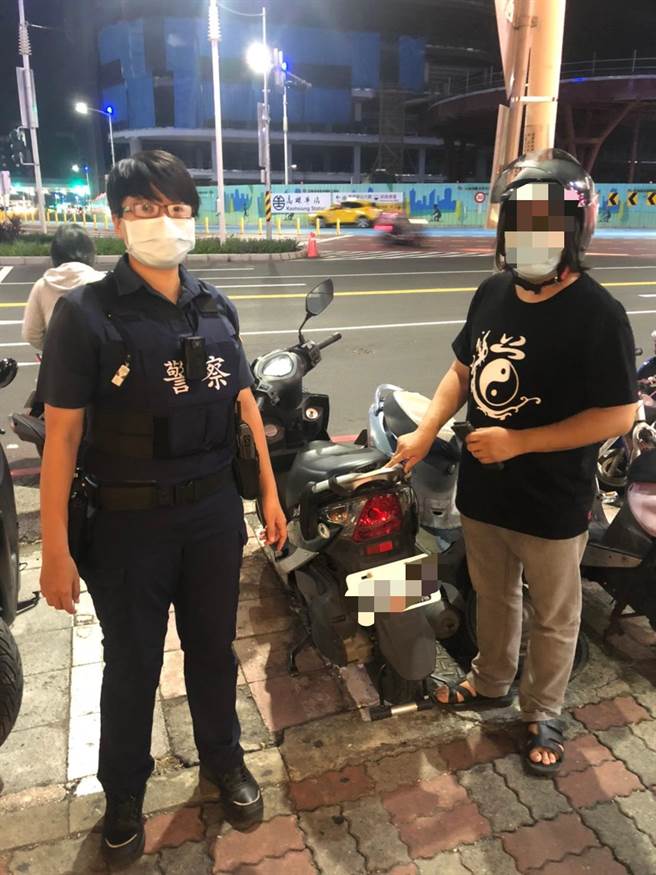 警方立即通知林男前来领回父亲微失窃的机车。（翻摄照片／石秀华高雄传真）