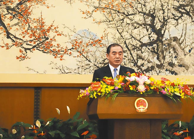 东京奥运会开幕前夕，中国驻日大使孔铉佑表示，「希望中日相互支持，共同办好夏季奥运会和明年初的冬季奥运会」。图为孔铉佑资料照片。（新华社）