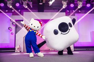 Hello Kitty身高多少？竟是用這樣水果測量