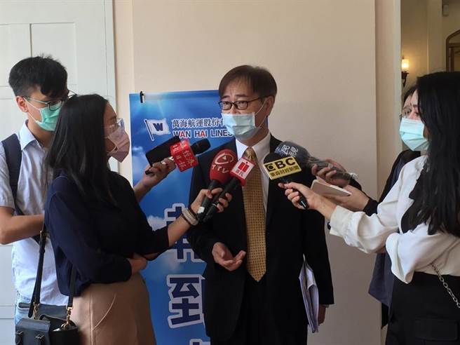 万海总经理谢福隆在股东会后表示，现在出口还是很强。万海对今年下半年的态度审慎乐观。（图／万海提供）
