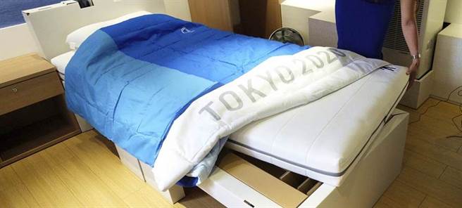 东京奥运选手村的床铺。（资料照／美联社）