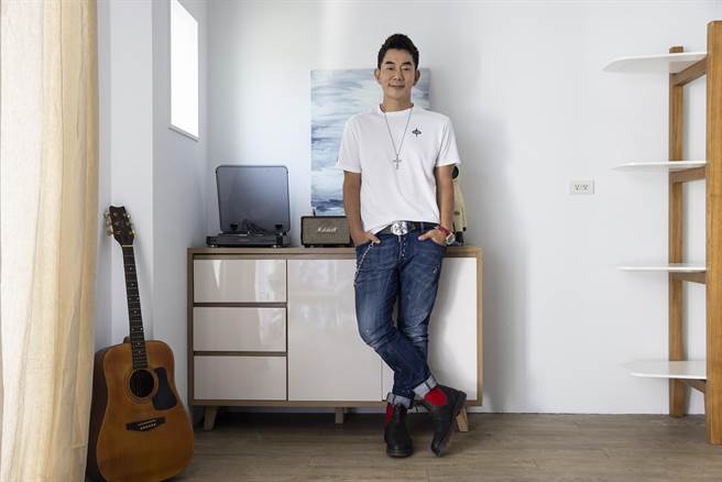 任贤齐和麋先生合作推出新歌〈别怕〉。（相信音乐提供）