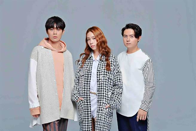 高雄流行音乐中心31日将举办「打勾勾·下次见 」线上毕业演唱会，力邀乐团「告五人」演出。（高流提供／柯宗纬高雄传真）