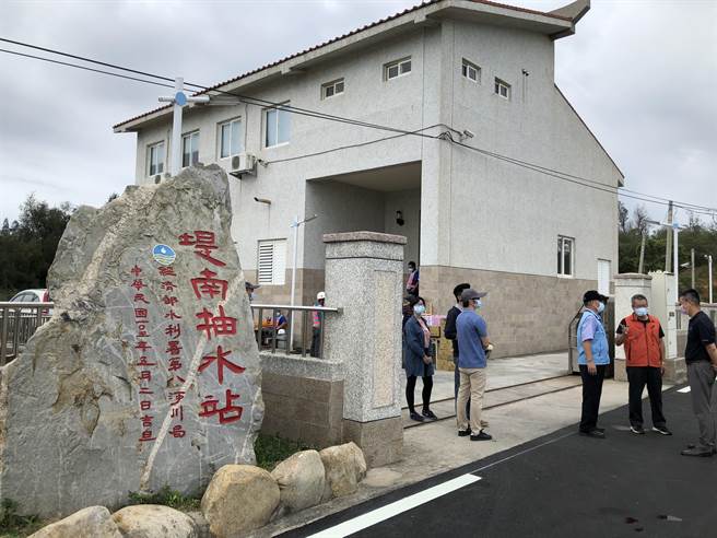 金沙水库旁的堤南抽水站，是全岛防汛重点工作站之一。（李金生摄） 