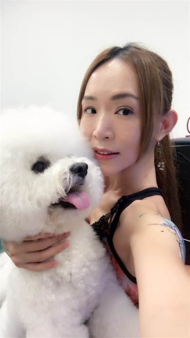 「台北海大范文芳」王宥婷盼各界不要忘記關懷流浪動物。（台北海大提供）