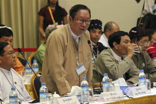 那温因感染新冠肺炎不幸逝世。（图／美联社）